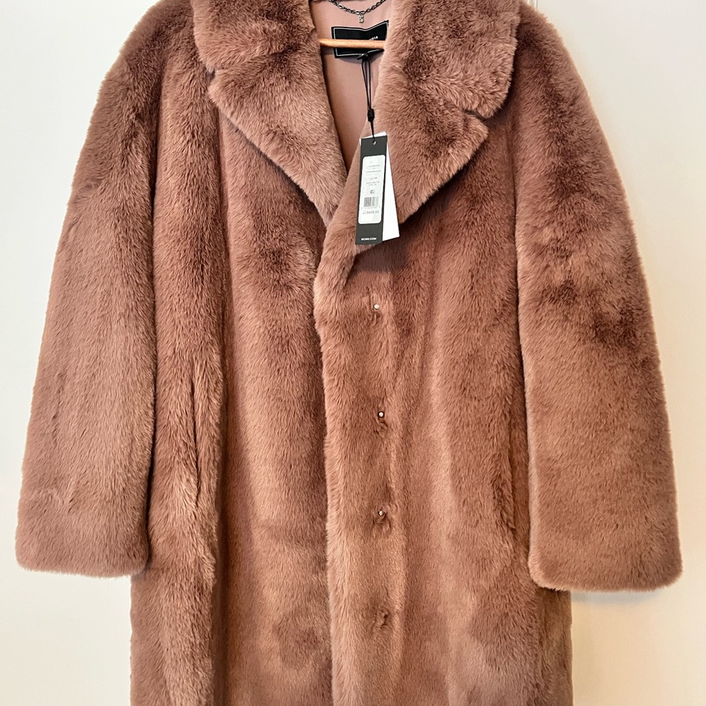 BCBGMAXAZRIA Faux Fur Coat – Size M – New with Tags color Rosewood - Picture 1 of 2